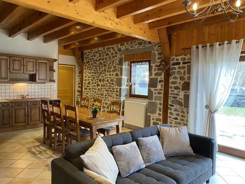 AT THE BARN - PERPEZAT - Image 1