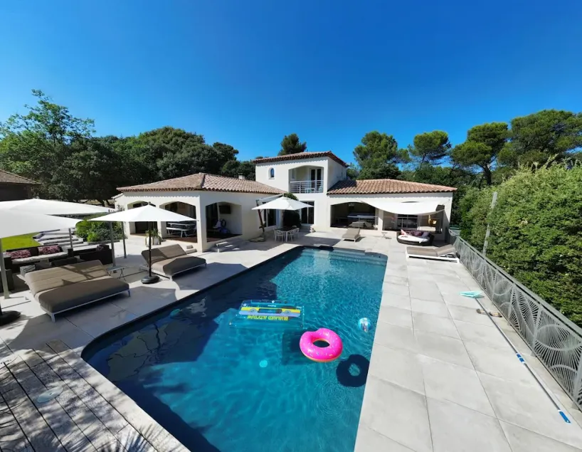 villa klimaanlæg, opvarmet pool, jacuzzi -PRIX FALLS kæledyr er velkomne - Image 1
