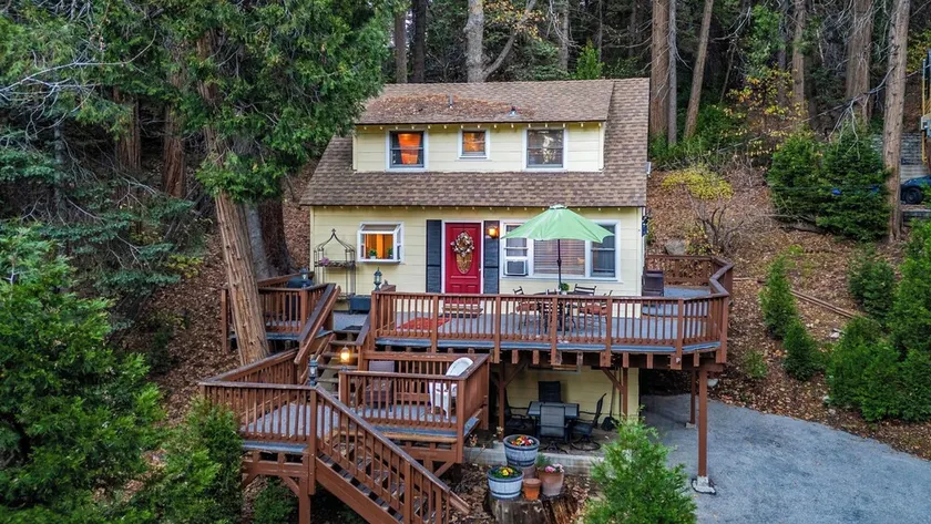 Minutes to Lake Arrowhead Village Cozy & Secluded Cedar Cove by Avantstay - Image 1
