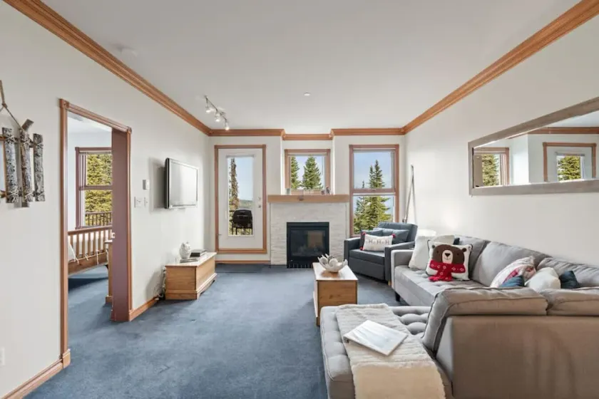 Silver Star Mountain Resort getaway. 6 sovplatser - Image 1