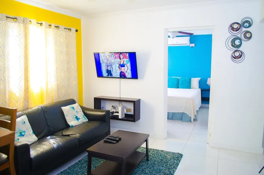 Centrally located Oakland Guest Apartment II - Image 1