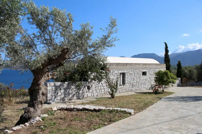 Great located, extravagant holiday house above the sea | Lakonia, Peloponnese - Image 1