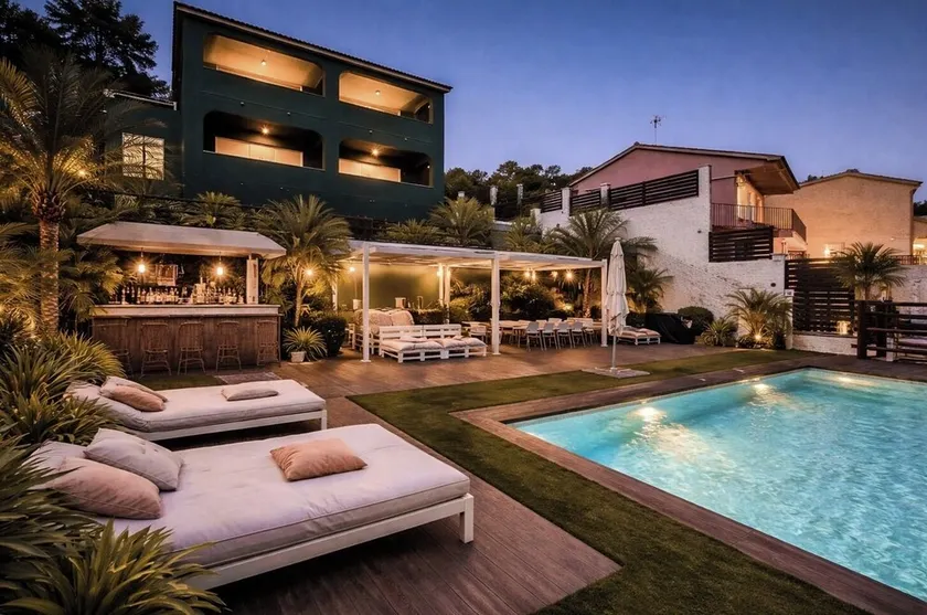 Villa Verdejo Loft Penthouse with Jacuzzi - Image 1