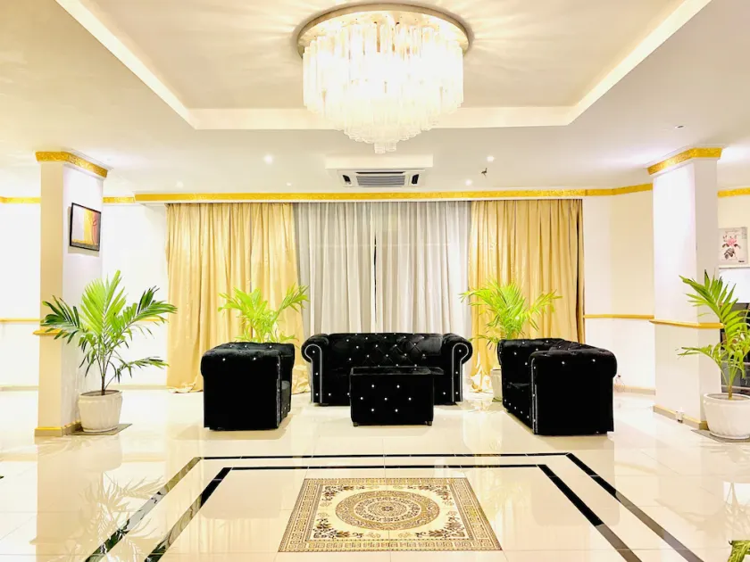 Sunsega Hotel - Image 1