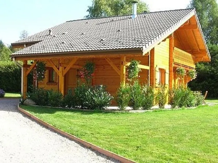 Chalet chaleureux avec sauna, terrain, terrasse et babyfoot à Saint-Nabord - Image 1