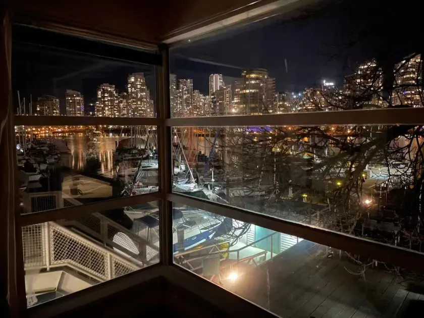 Vancouver Waterfront 1480SF 2BR Townhome with Deck - Image 1