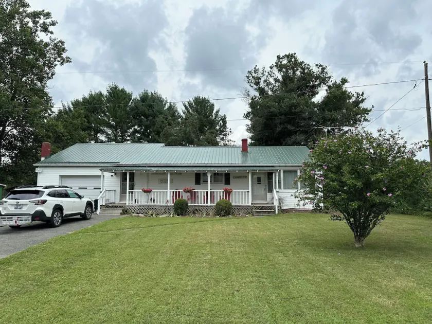 Located near Lewisburg, Greenbrier River Trail, Osteopathic School of Medicine - Image 1