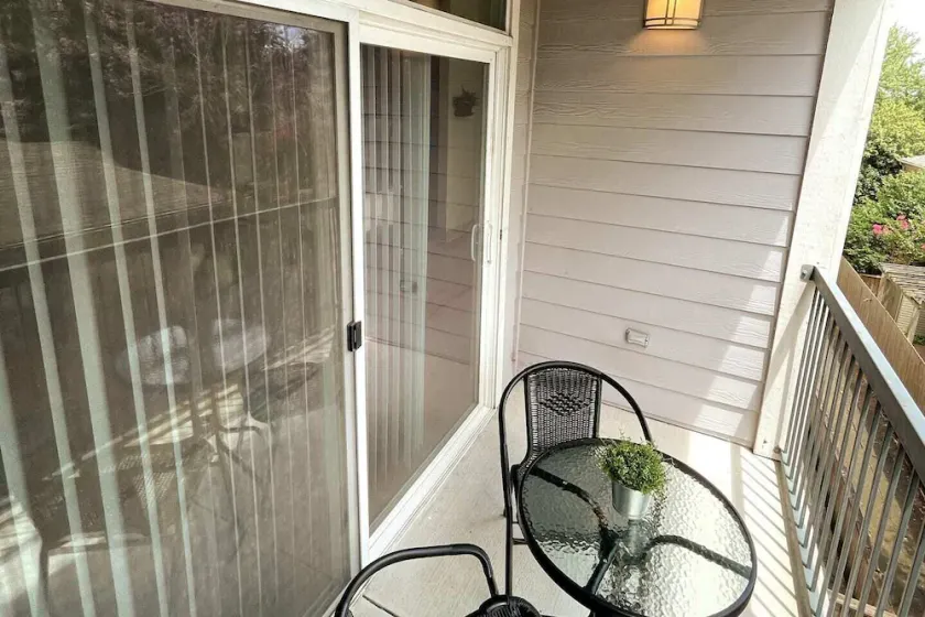 Cozy KING 1BDR 5MINS FROM Med Center★ and NRG - Image 1