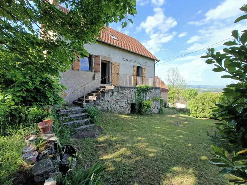 Gîte Le Salon - Casa con vista panorámica, terraza y jardín. - Image 1