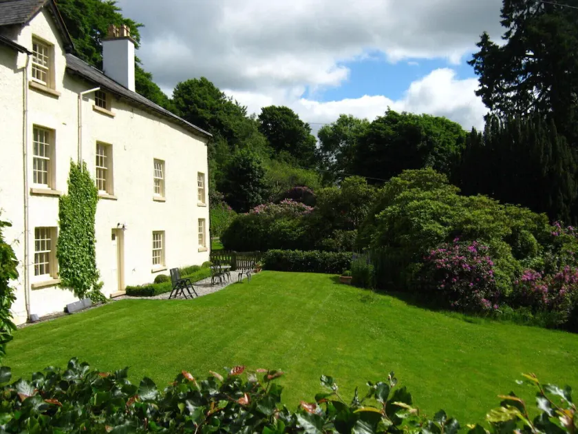 Plas yn Yale with mountain views from all windows - Image 1