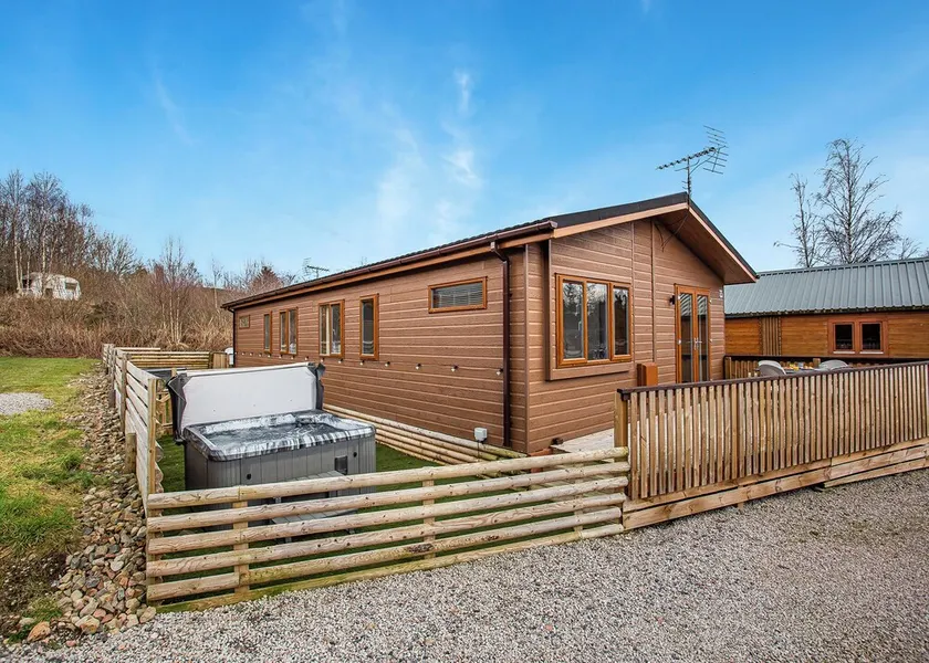 Alojamiento de 2 habitaciones en Castlewood - Image 1
