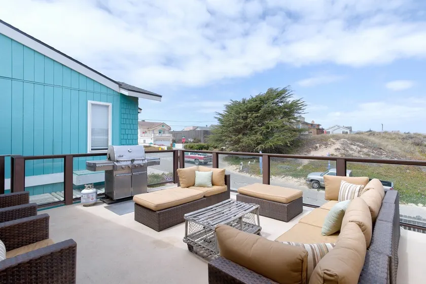 GORGEOUS HOME, STEPS TO THE BEACH WITH OCEAN VIEWS! - Image 1