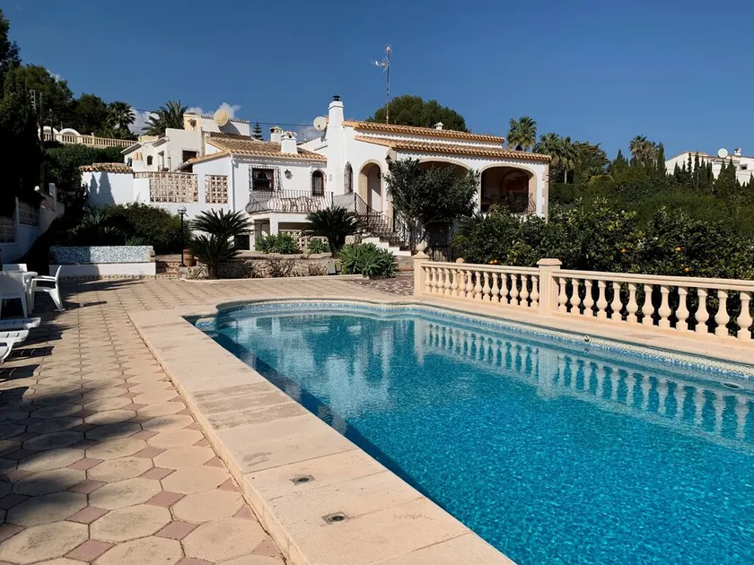 Villa 'Vicenta' con piscina privada, Wi-Fi y aire acondicionado - Image 1