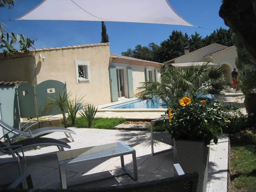Charming house between Provence and Languedoc - Image 1
