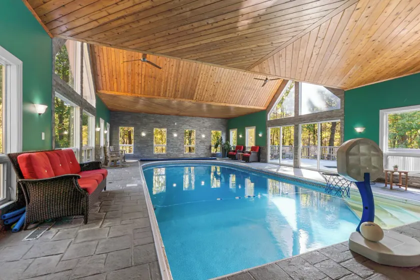 # Private Indoor Pool # Sleeps 25 - Image 1