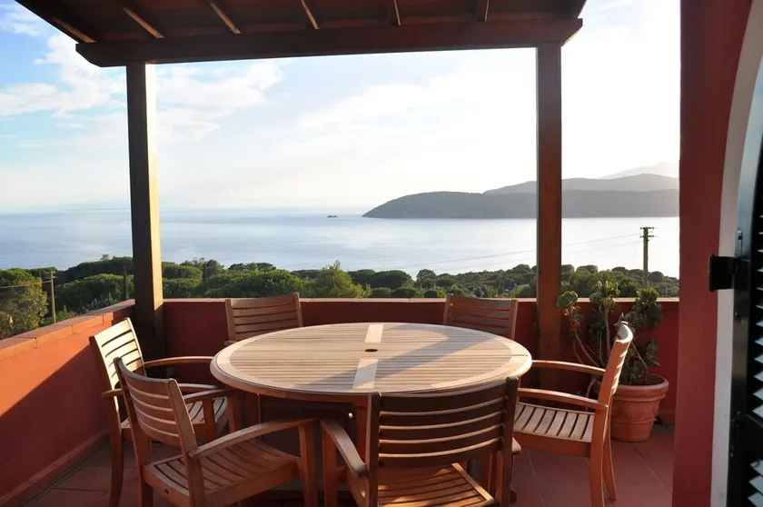 Wonderful view on Golfo Stella, first floor of independent villa - Image 1