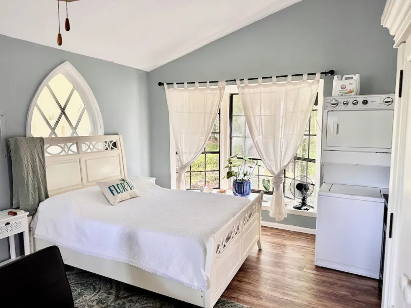 Guesthouse - Studio cottage in the woods - Image 1