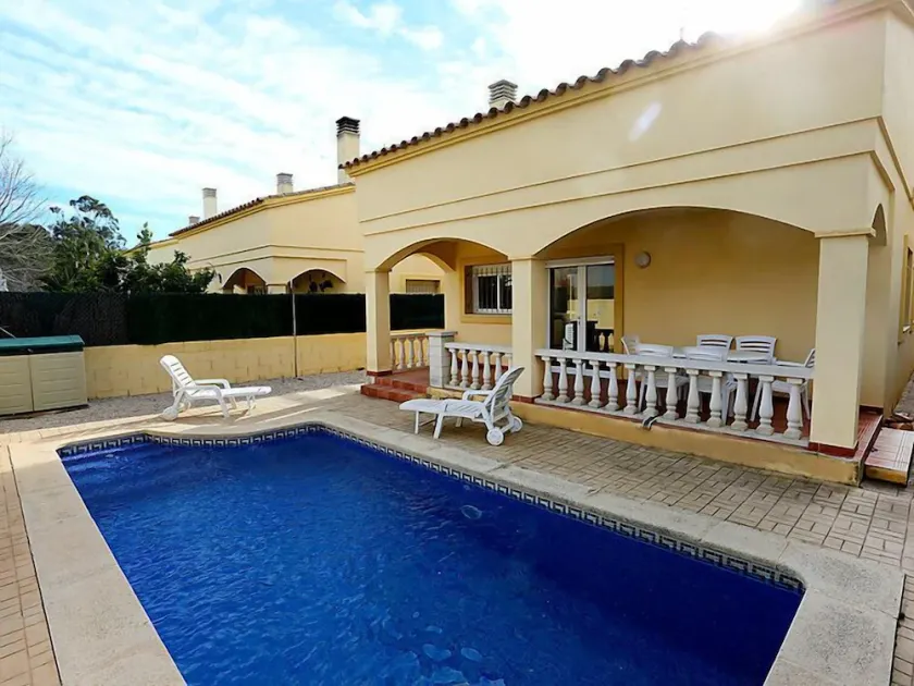 Holiday Home Tatiana by Interhome - Image 1