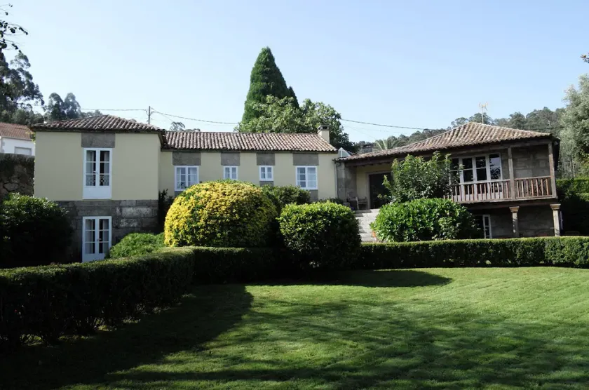 Sanxenxo:  Casa de campo familiar con  6 habitaciones y seis baños - Image 1