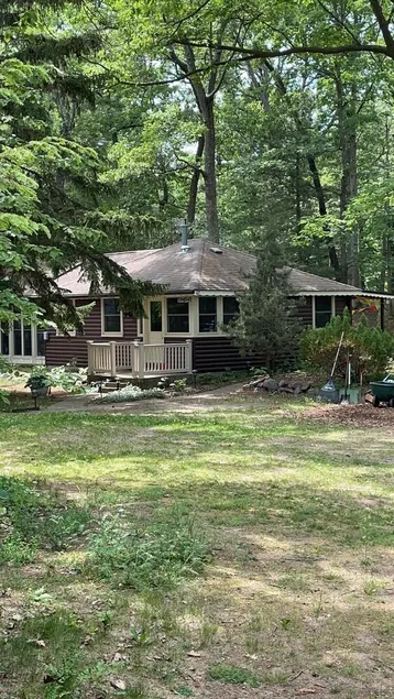 2 bedroom cottage 1 block from South Beach- hot tub, fire pit - Image 1