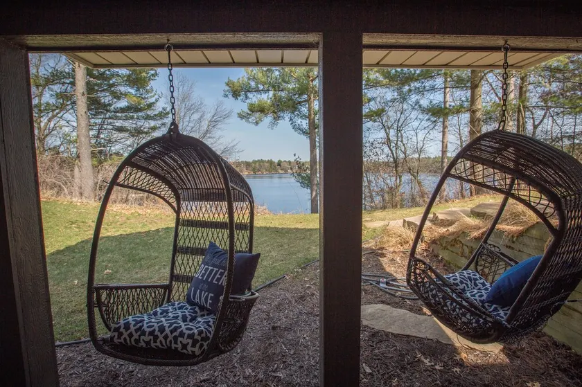 Tranquillity awaits you at....  Timberline Lakeside Lodge  - Image 1