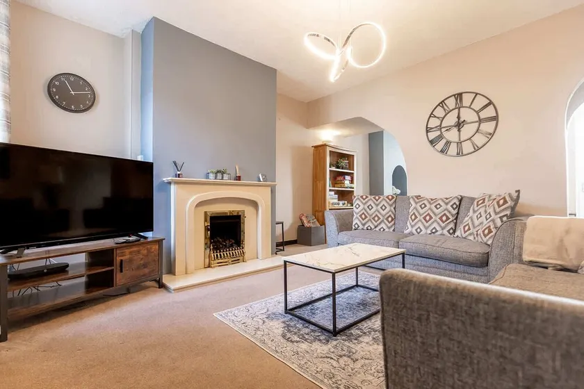 Cumbria House: Stunning Views, 3 Bedrooms & Garden - Image 1