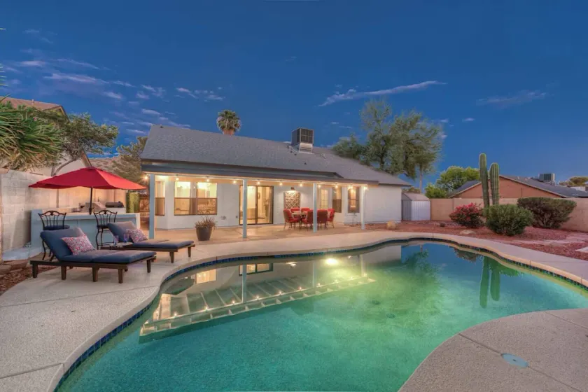 Designer Traumhaus mit beheiztem Pool. - Image 1