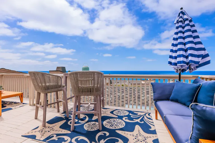 Appartement de vacances convivial et familial avec jacuzzi, barbecue et piscine | Vue plage | Adapté au travail à distance - Image 1
