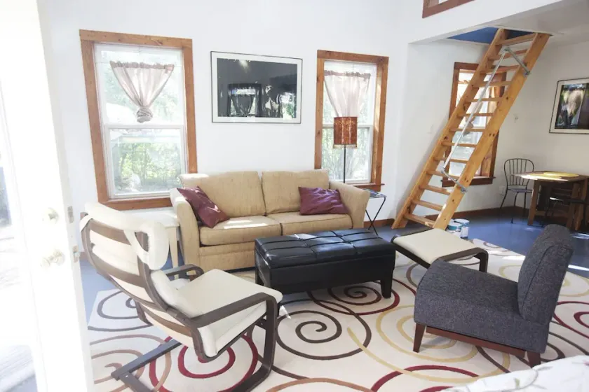 Fantastic SOCO Studio - Image 1