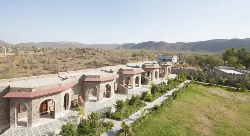 Van Chhavi Resort - Image 1