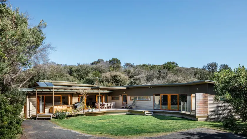 Birdsong Hideaway - Image 1