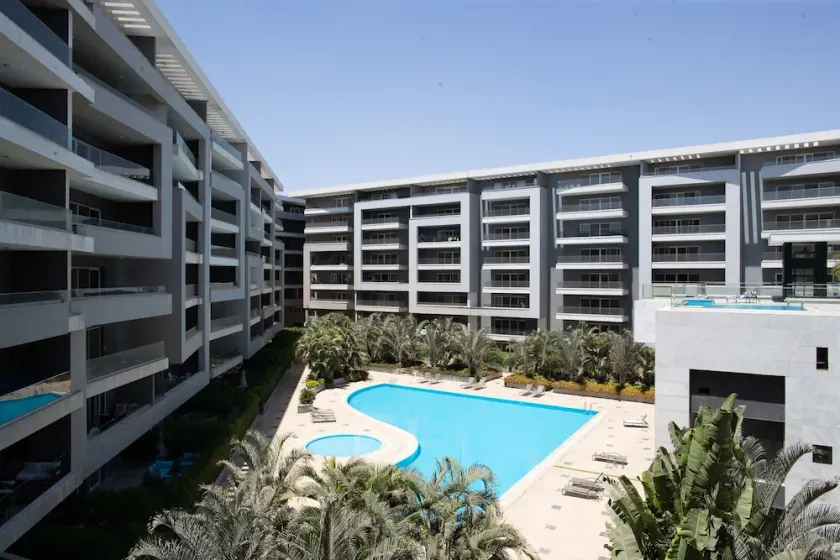 Garden View Studio - 5 min from Airport - Image 1