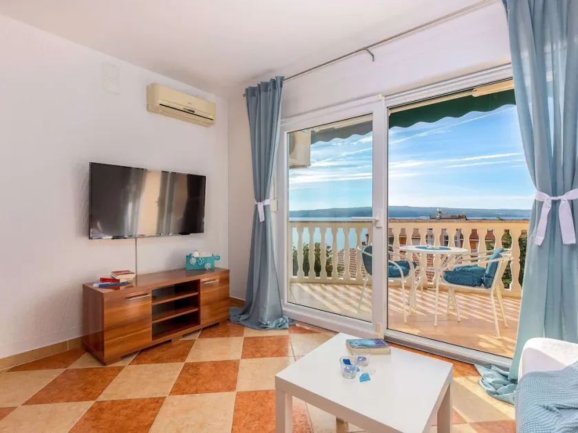 Splendid Apartment with Hot Tub in Crikvenica Croatia - Image 1