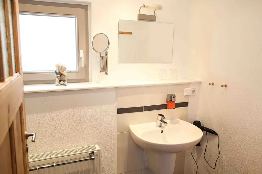 Room 2 - Pension Am Scholitzer See - Image 1