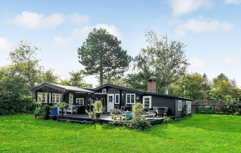 Nice Home In Tisvildeleje With Kitchen - Image 1
