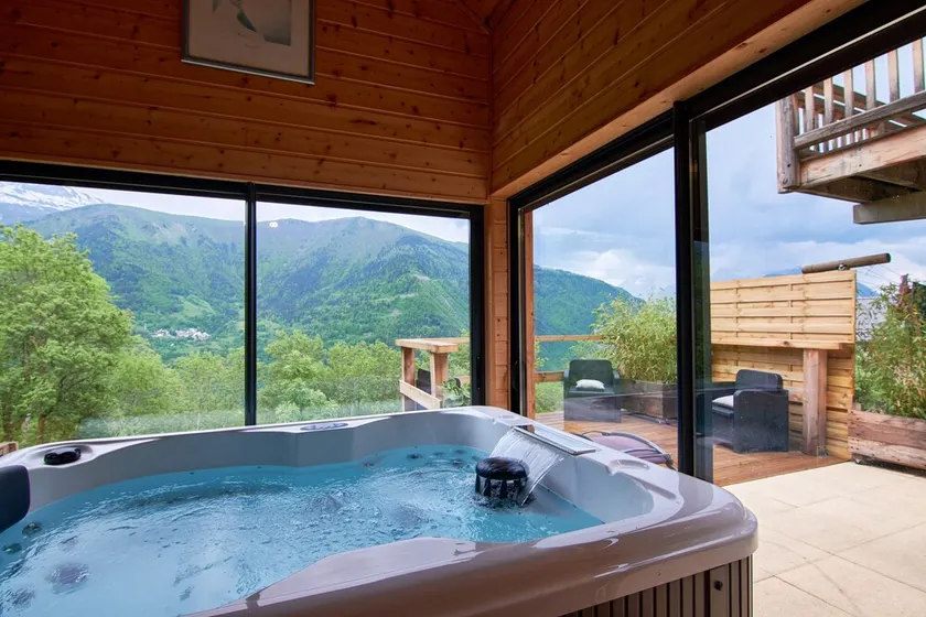 Chalet \"La Traverse\" con vistas a la montaña, bañera de hidromasaje y Wi-Fi - Image 1