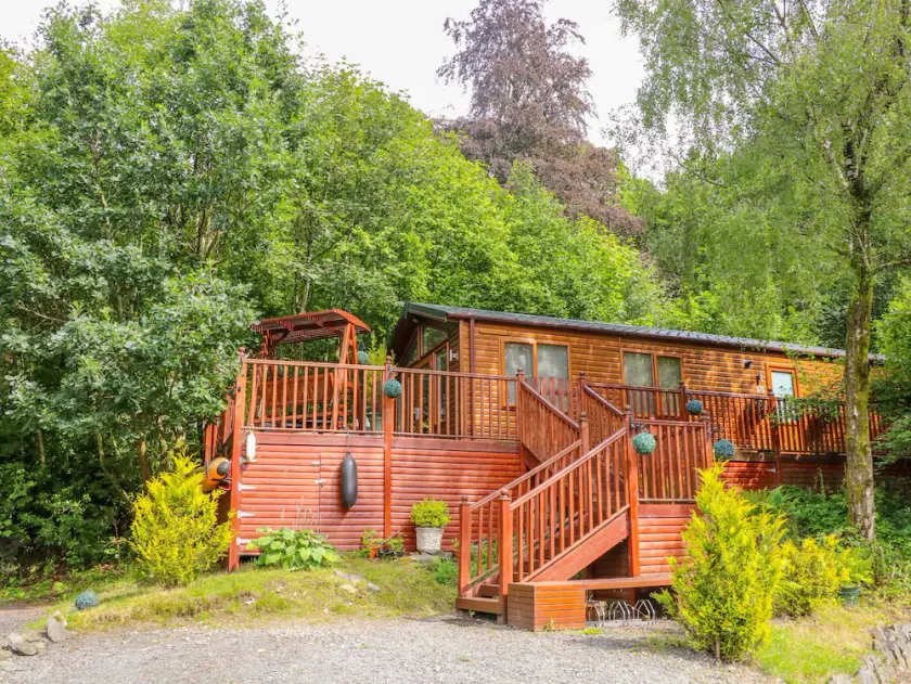 WILLOW LODGE, pet friendly in Windermere - Image 1