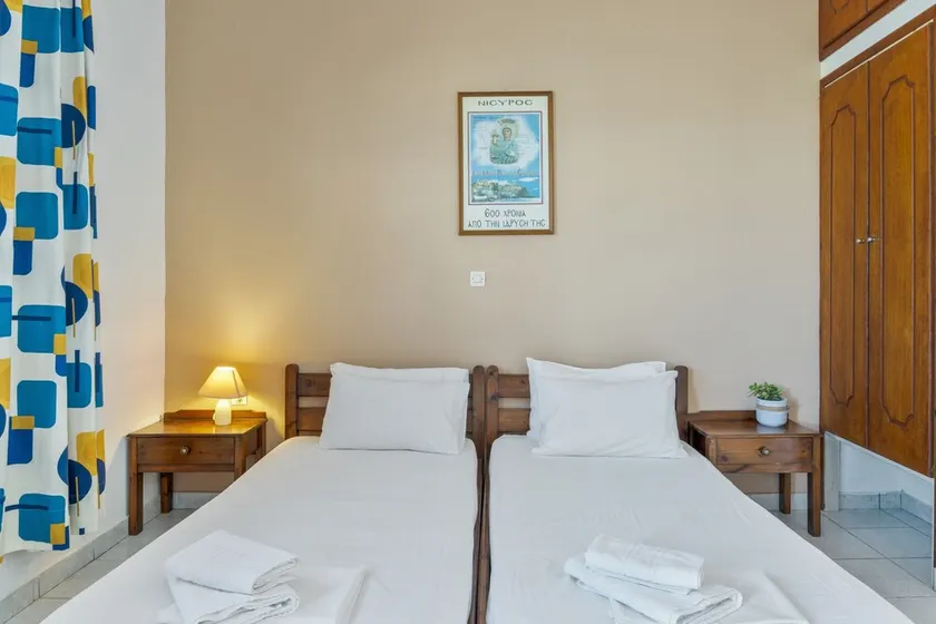 Apartamento Estúdio 'Frantzis 6' com vista para o mar, Wi-Fi e ar condicionado - Image 1