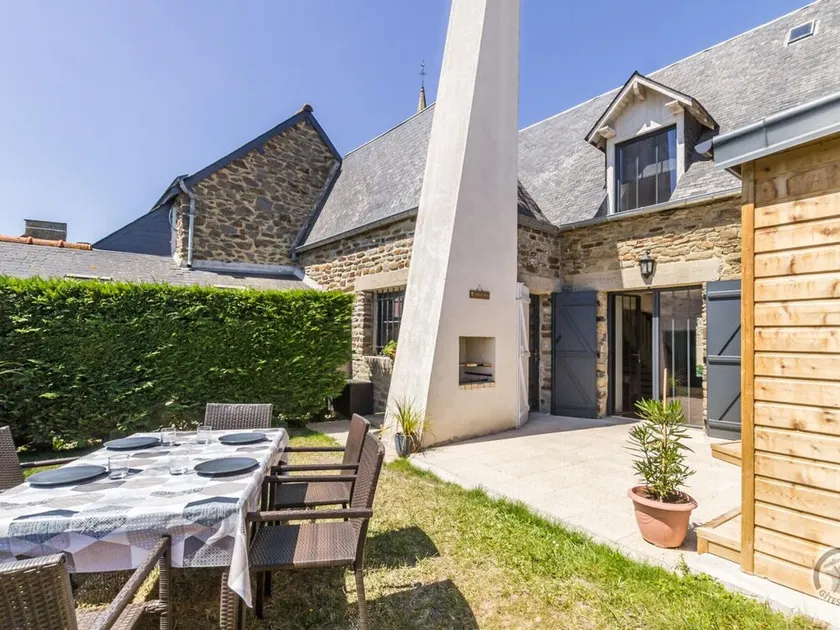 Charming house with private spa and garden in Ardevon - Image 1