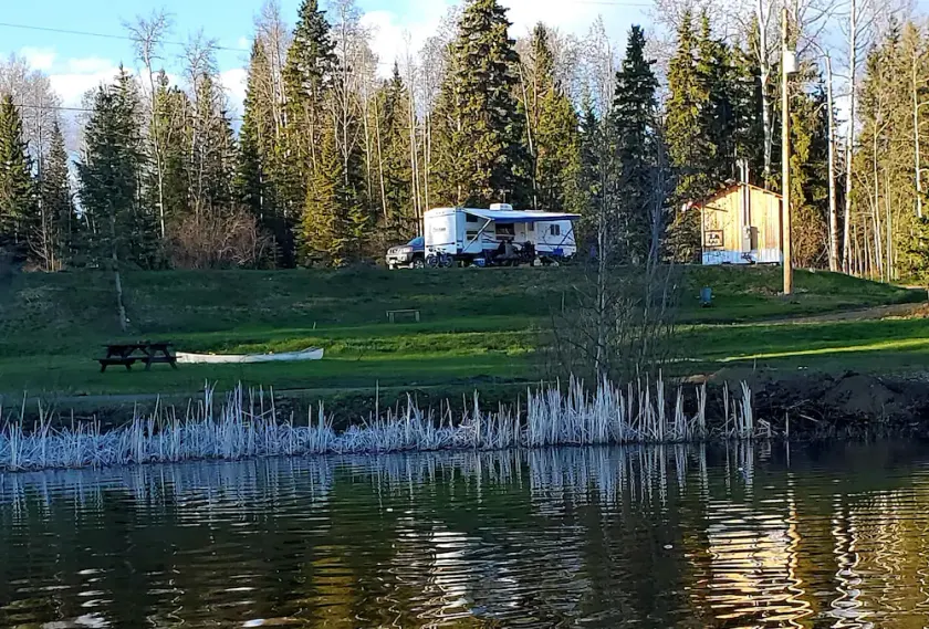 Spacious Lakefront Campsites - Image 1
