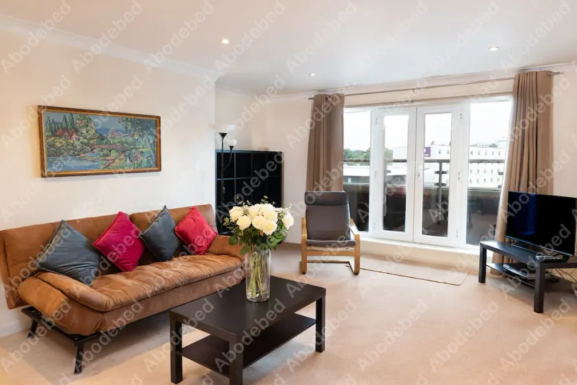 Penthouse, 2 soveværelser / 2 bad centrum lejlighed - Image 1