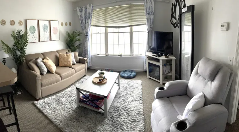 Gorgeous New Zen Suite Sleeps 4-Ski On Off Jiminy - Image 1