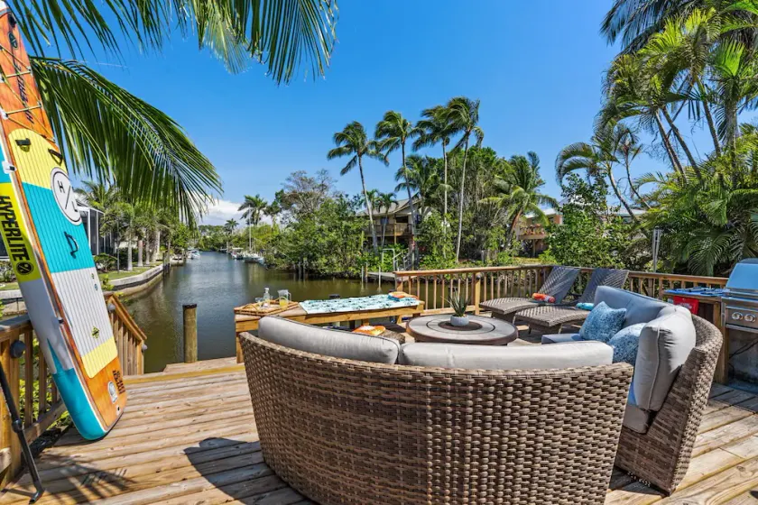 Boaters Bayshore Bungalow - Image 1