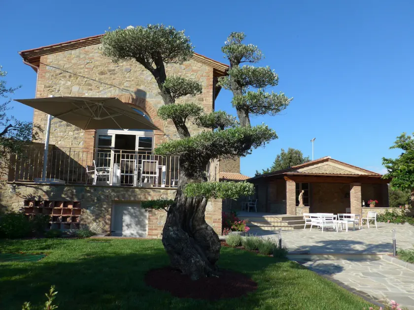 Sensazionale proprietà toscana con arredi di lusso - Image 1