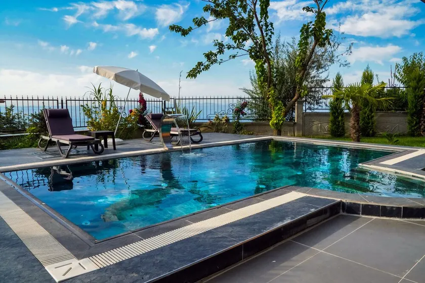 Luxury cihan villa - Image 1