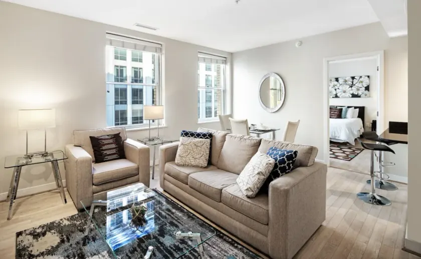 Global Luxury Suites at The White House - Image 1