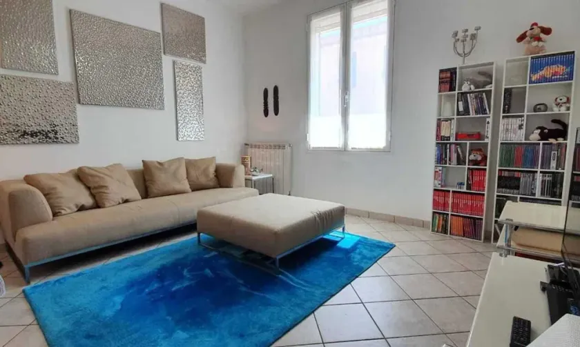 1 Bed Flat - Sleeps 2 - Parking - Wifi - Image 1