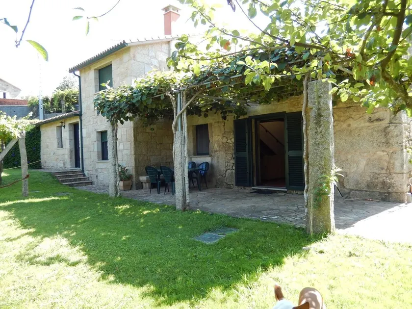 Porto Do Son: Casa antigua renovada de piedra  con jardín de 1.500 m2 - Image 1