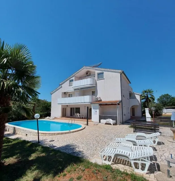 Apartment 343/1898 (Istria - Poreč), 750m from the beach - Image 1