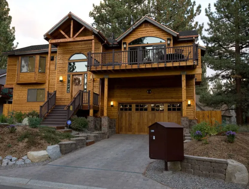 Tahoe Heavenly Mountain Luxus Ferienhaus, HDTV, Whirlpool, Billardtisch, Hof - Image 1